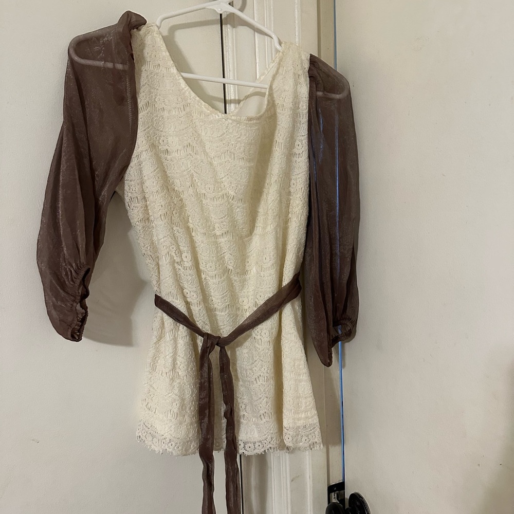 Elegant Lace Top with Sheer Sleeves